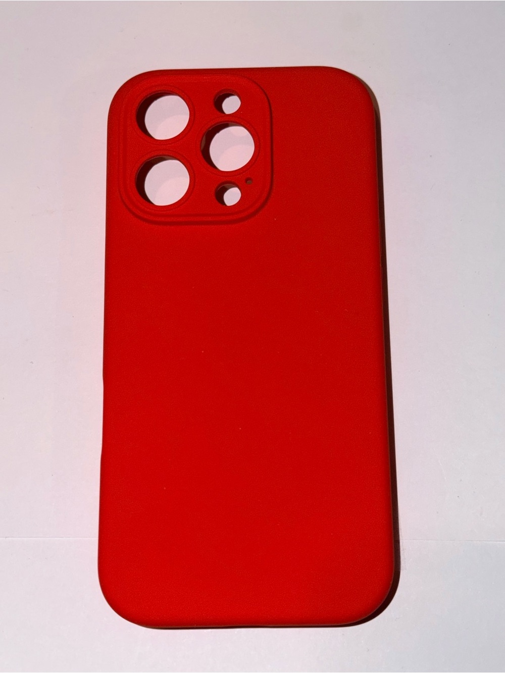 CellEver Heavy-Duty Silicone Case for iPhone 16 Pro